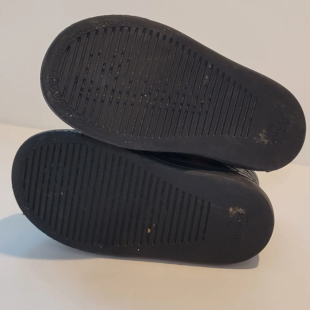 Gucci boots boys monogram web coda sneaker in black size 22